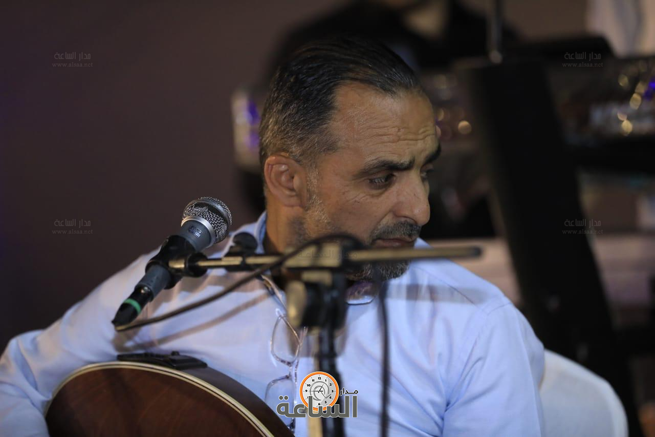 Madar Al-Saa Images 0.10200122766388175