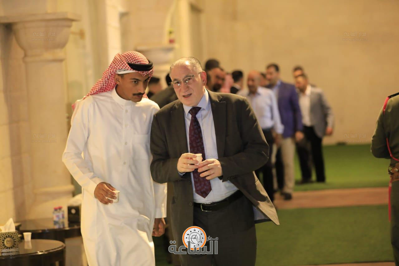 Madar Al-Saa Images 0.16323681661962275