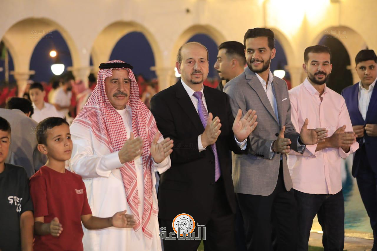 Madar Al-Saa Images 0.37665081880848417