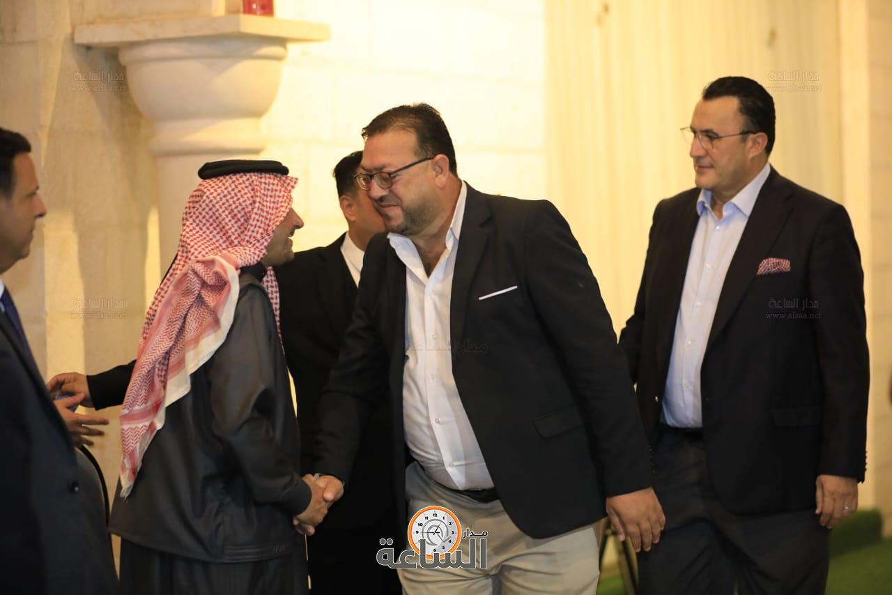 Madar Al-Saa Images 0.9999651463584408