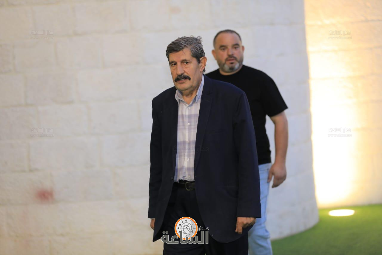 Madar Al-Saa Images 0.6418524313498566