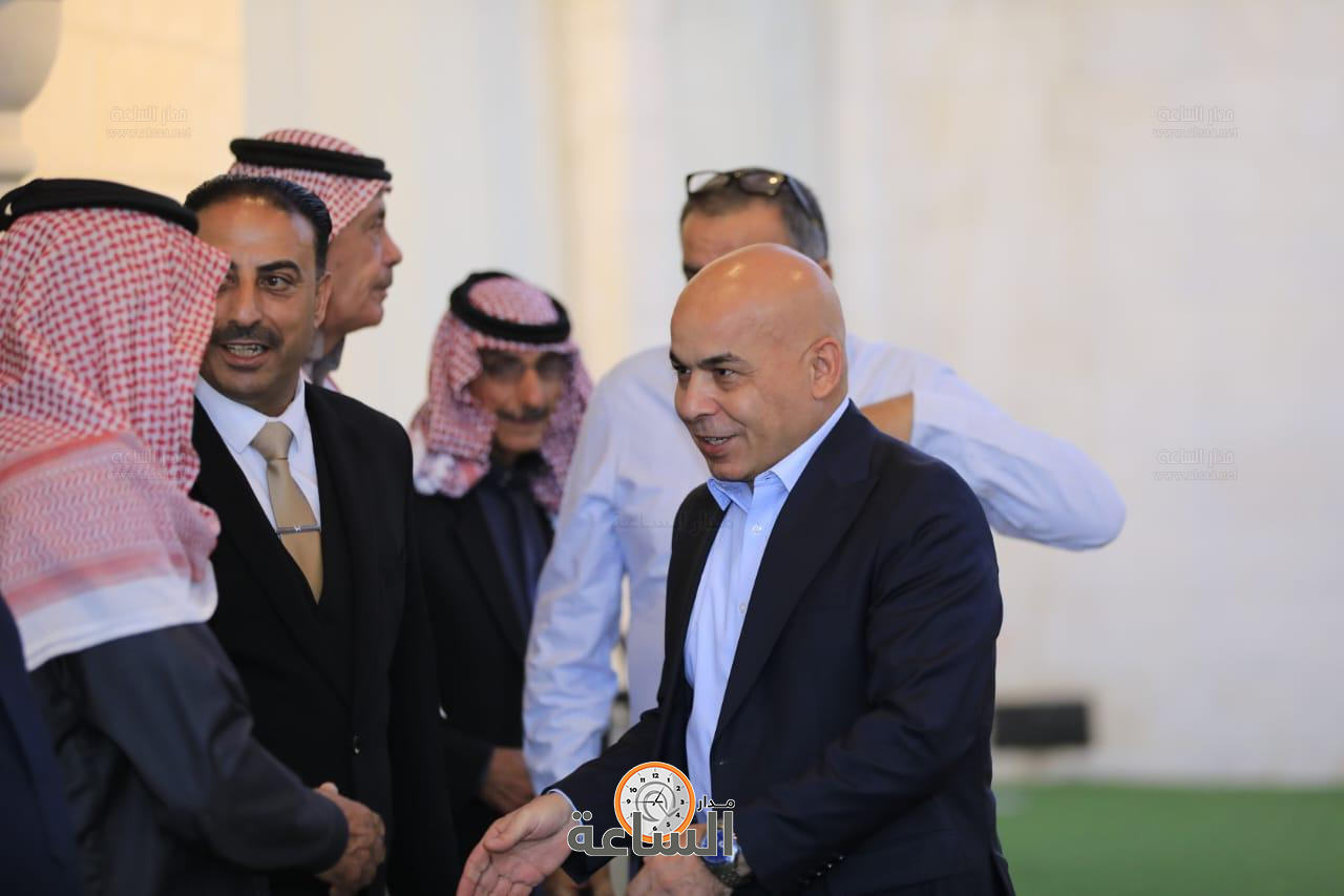 Madar Al-Saa Images 0.5851953569695818