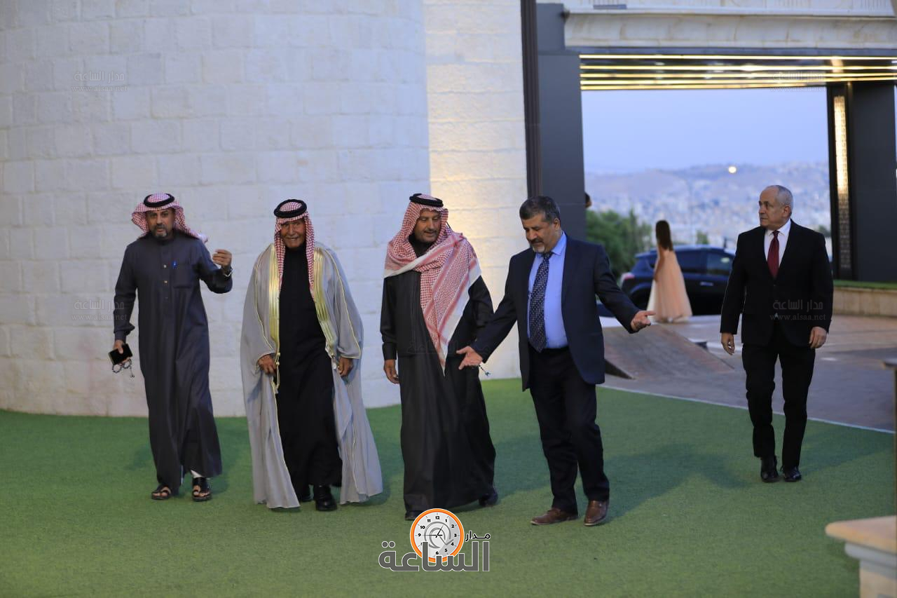 Madar Al-Saa Images 0.7881413432402565