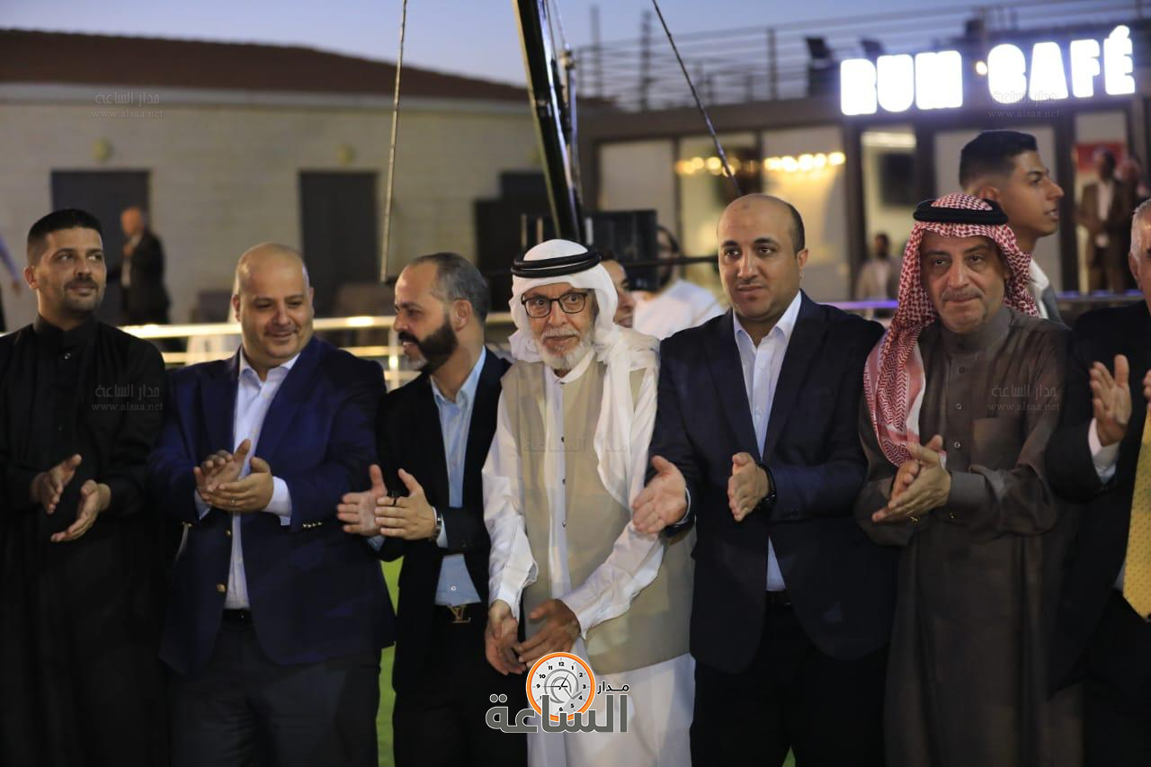 Madar Al-Saa Images 0.4613579341586318