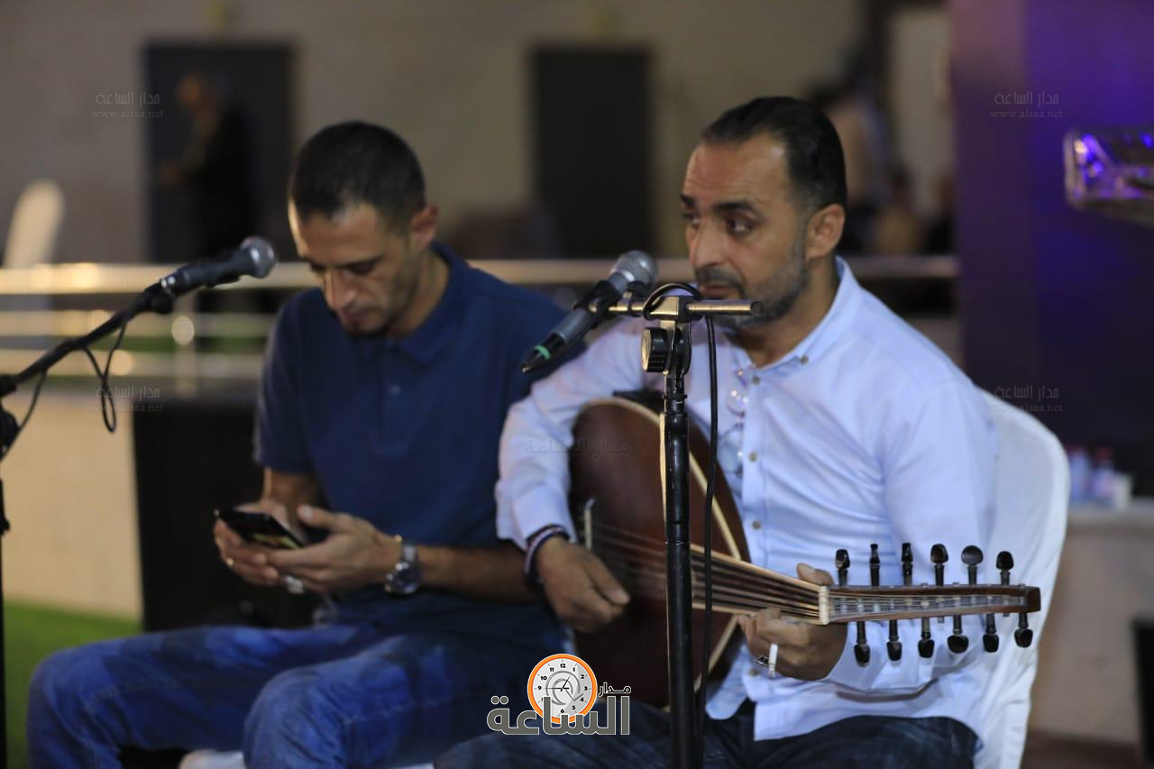 Madar Al-Saa Images 0.5398951271811293