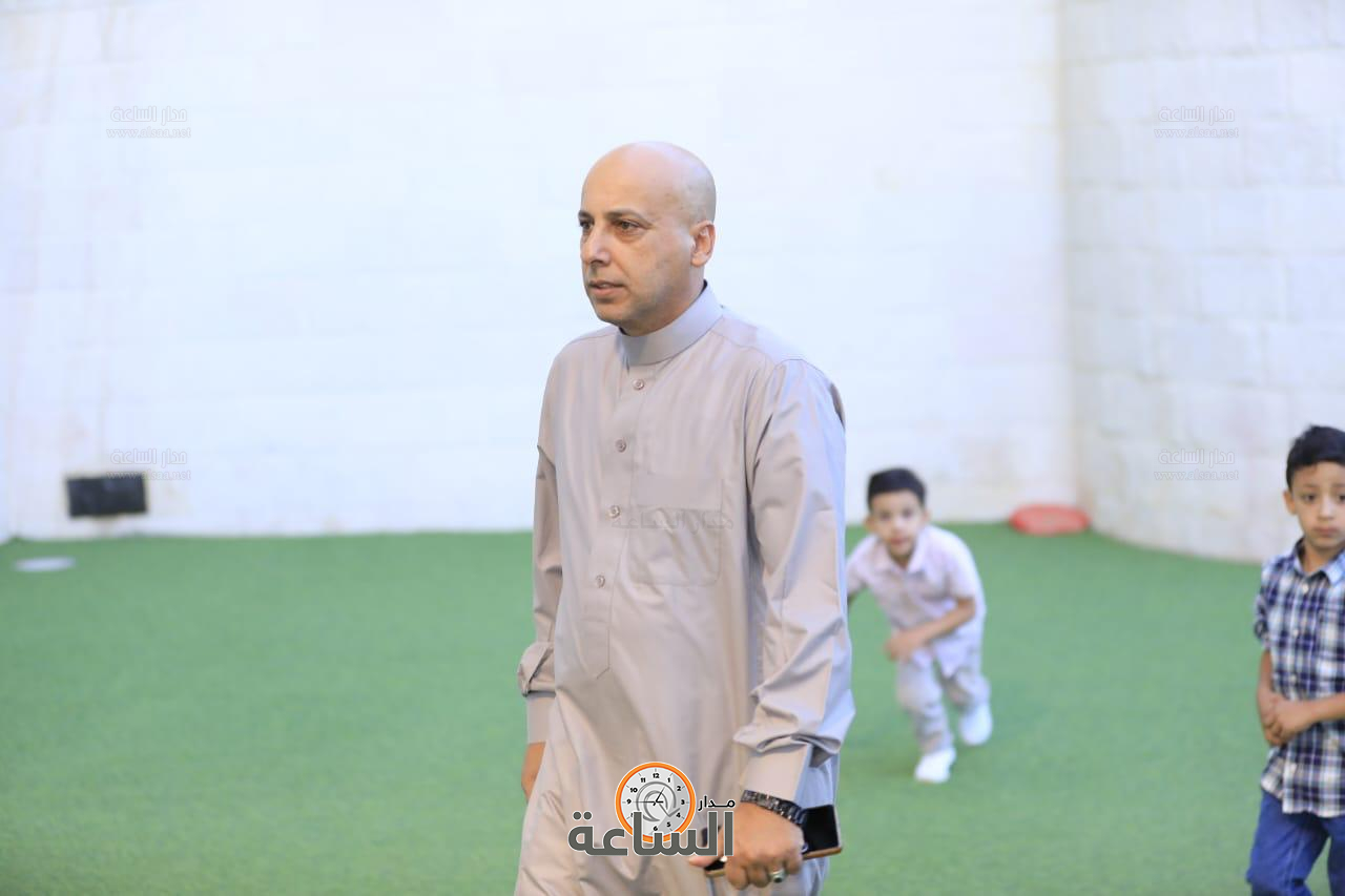 Madar Al-Saa Images 0.4764125825428476