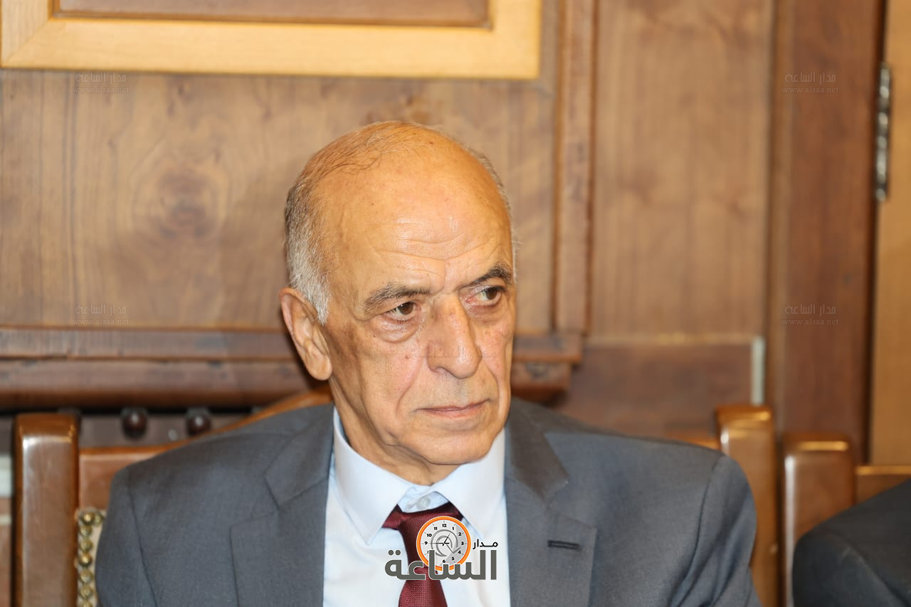 Madar Al-Saa Images 0.4045516470061815