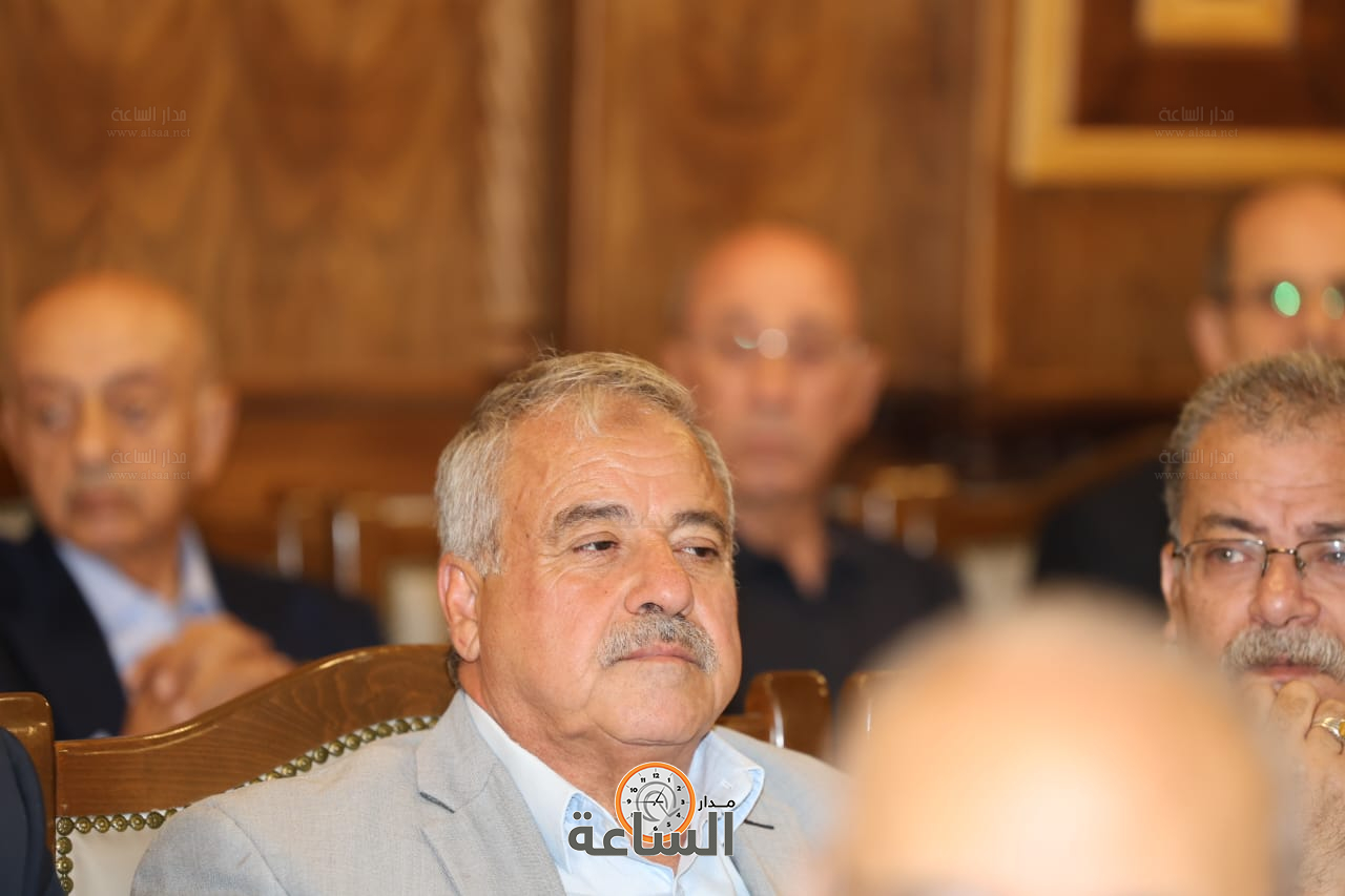 Madar Al-Saa Images 0.7402785528184832