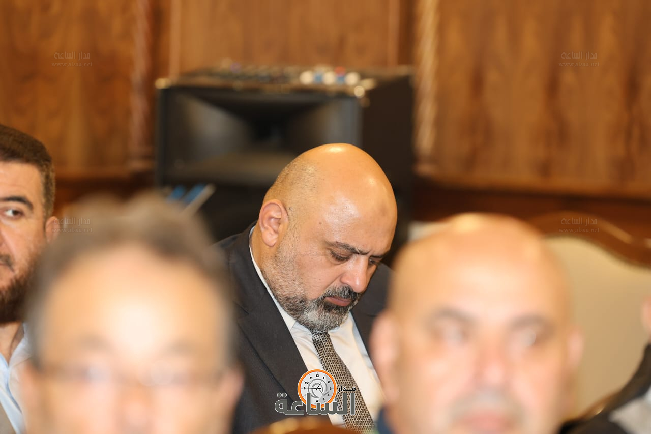 Madar Al-Saa Images 0.4777794780468936