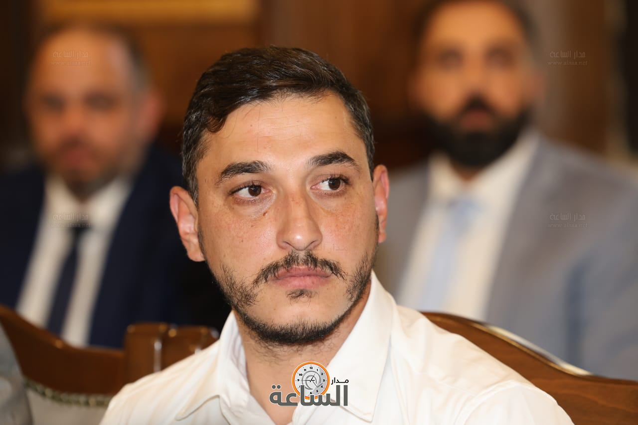 Madar Al-Saa Images 0.8317400746452148