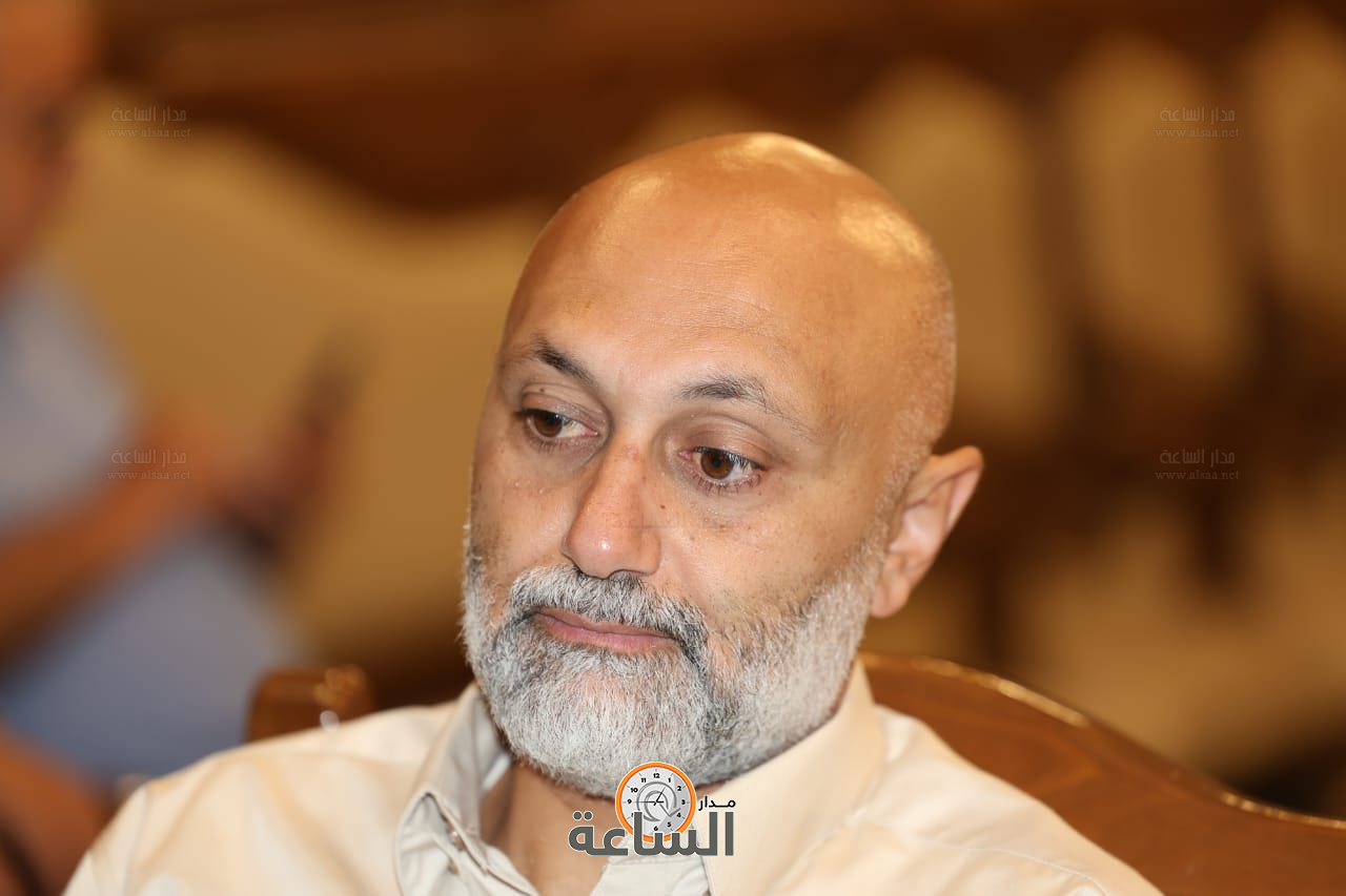 Madar Al-Saa Images 0.4973843369136972