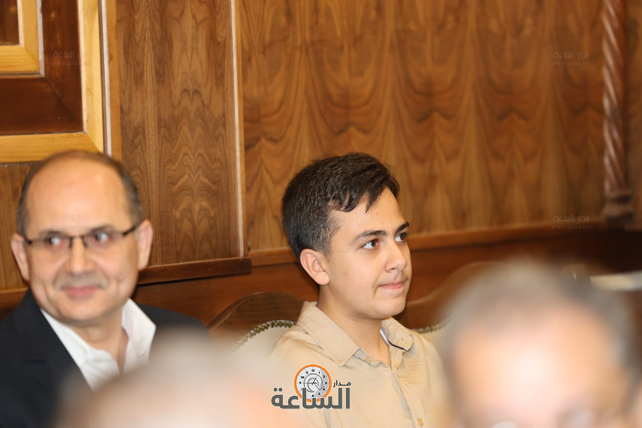 Madar Al-Saa Images 0.5569464908630078