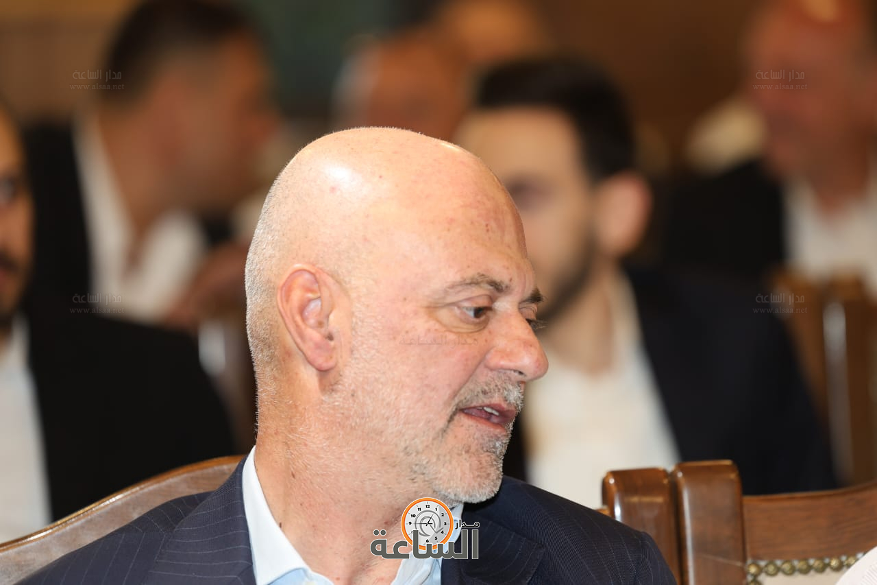 Madar Al-Saa Images 0.9288460998102852