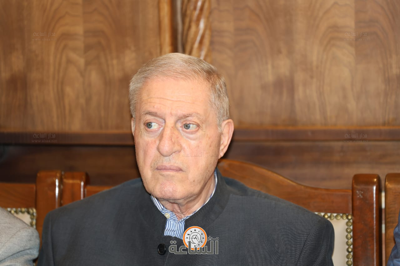 Madar Al-Saa Images 0.3303526591054795