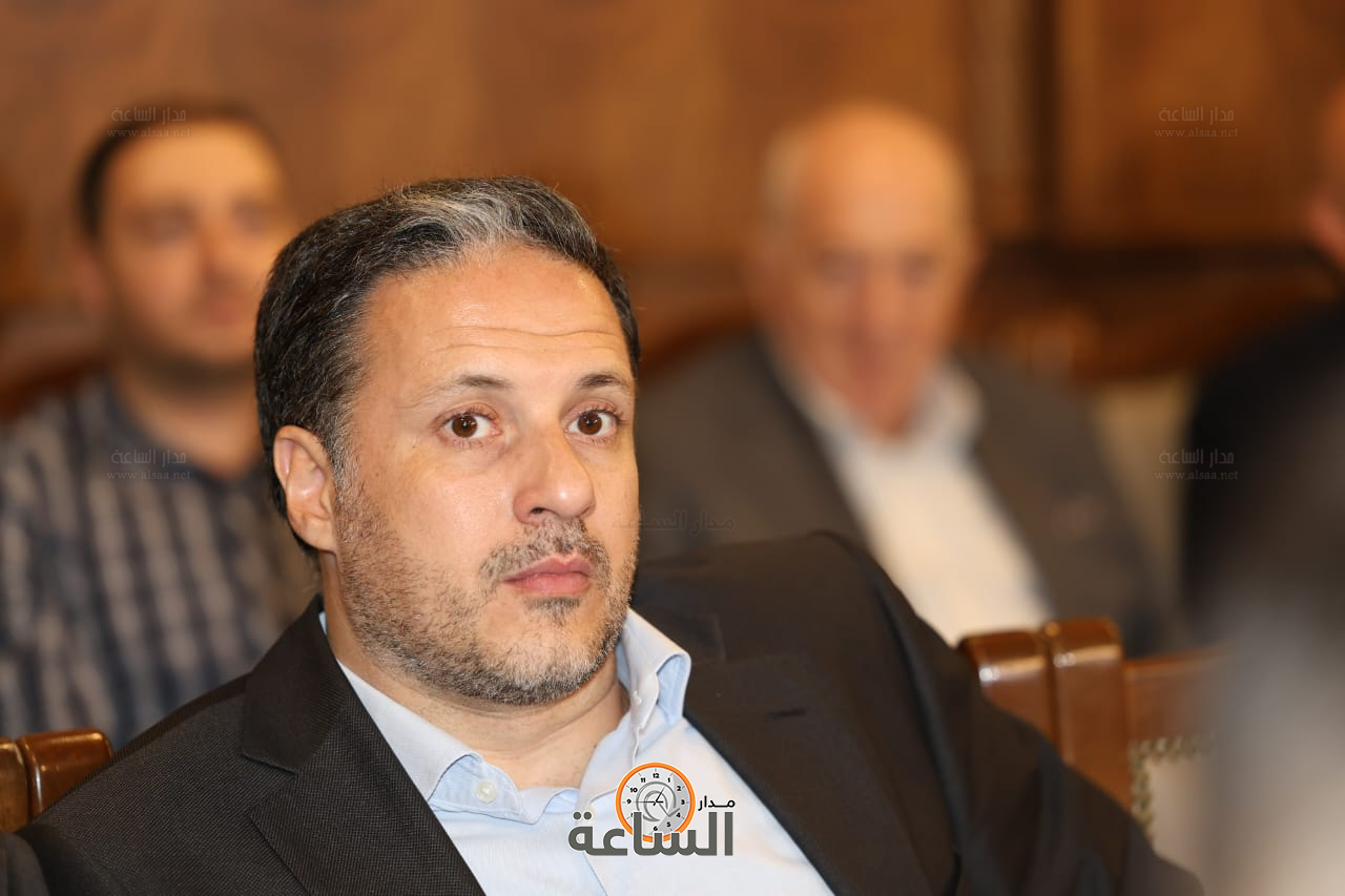 Madar Al-Saa Images 0.9400127058624018