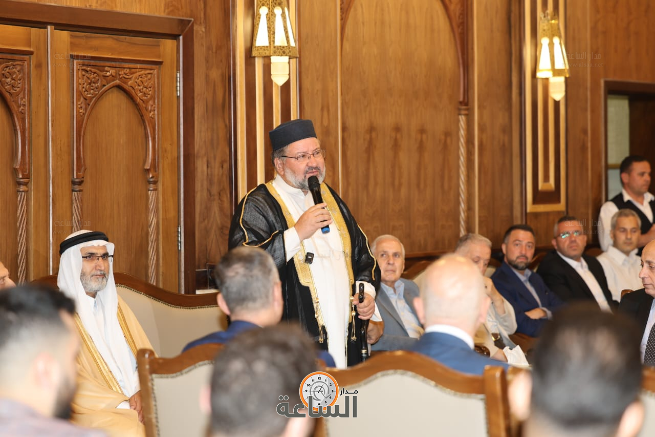 Madar Al-Saa Images 0.617713386329181