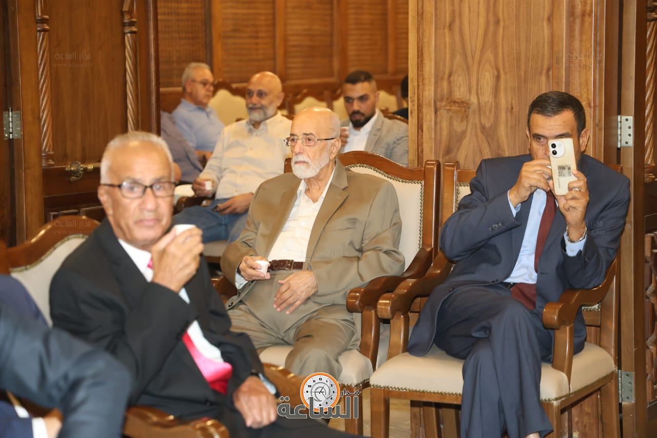 Madar Al-Saa Images 0.17461662241792864