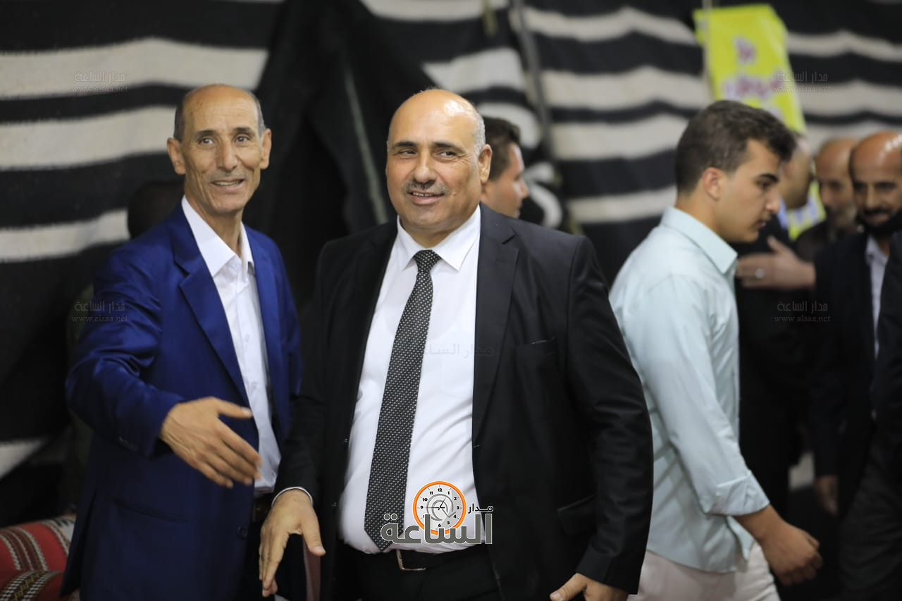 Madar Al-Saa Images 0.8796123907239661