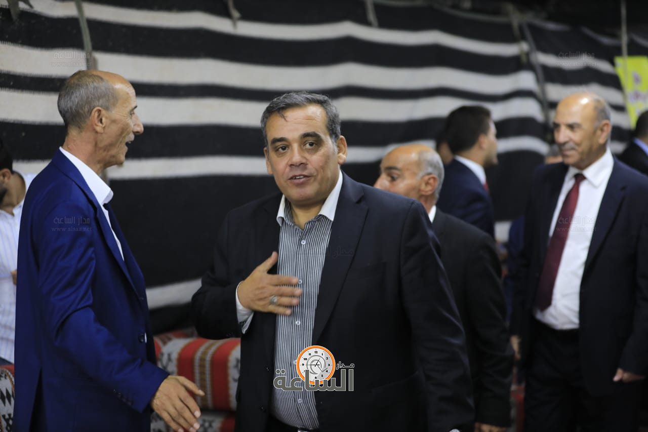 Madar Al-Saa Images 0.8811714498469306