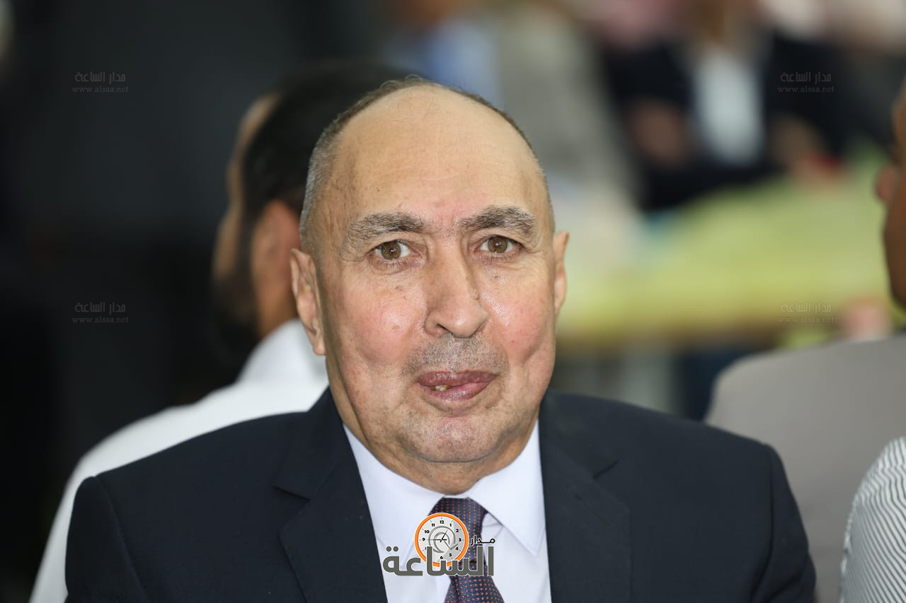 Madar Al-Saa Images 0.18860425070212405