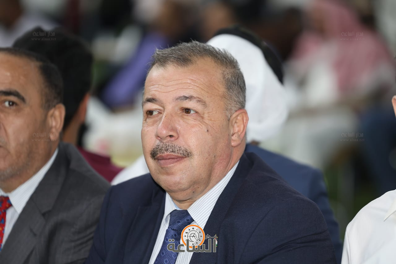 Madar Al-Saa Images 0.8319422419744893