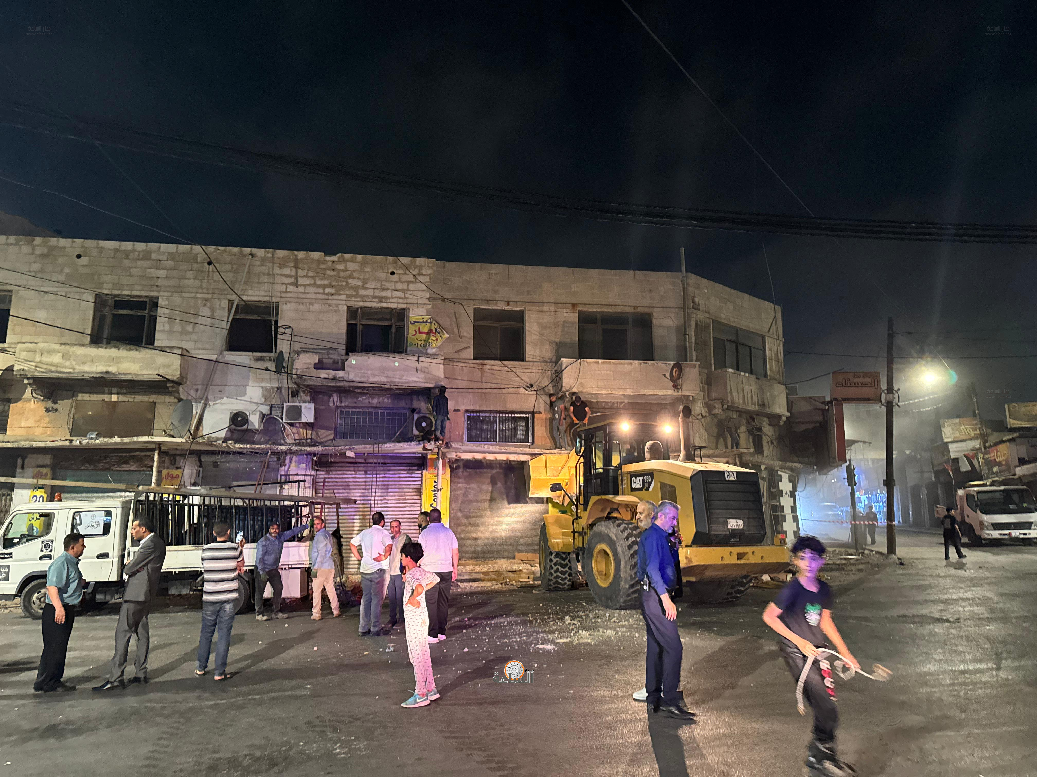 Madar Al-Saa Images 0.5720319392070955