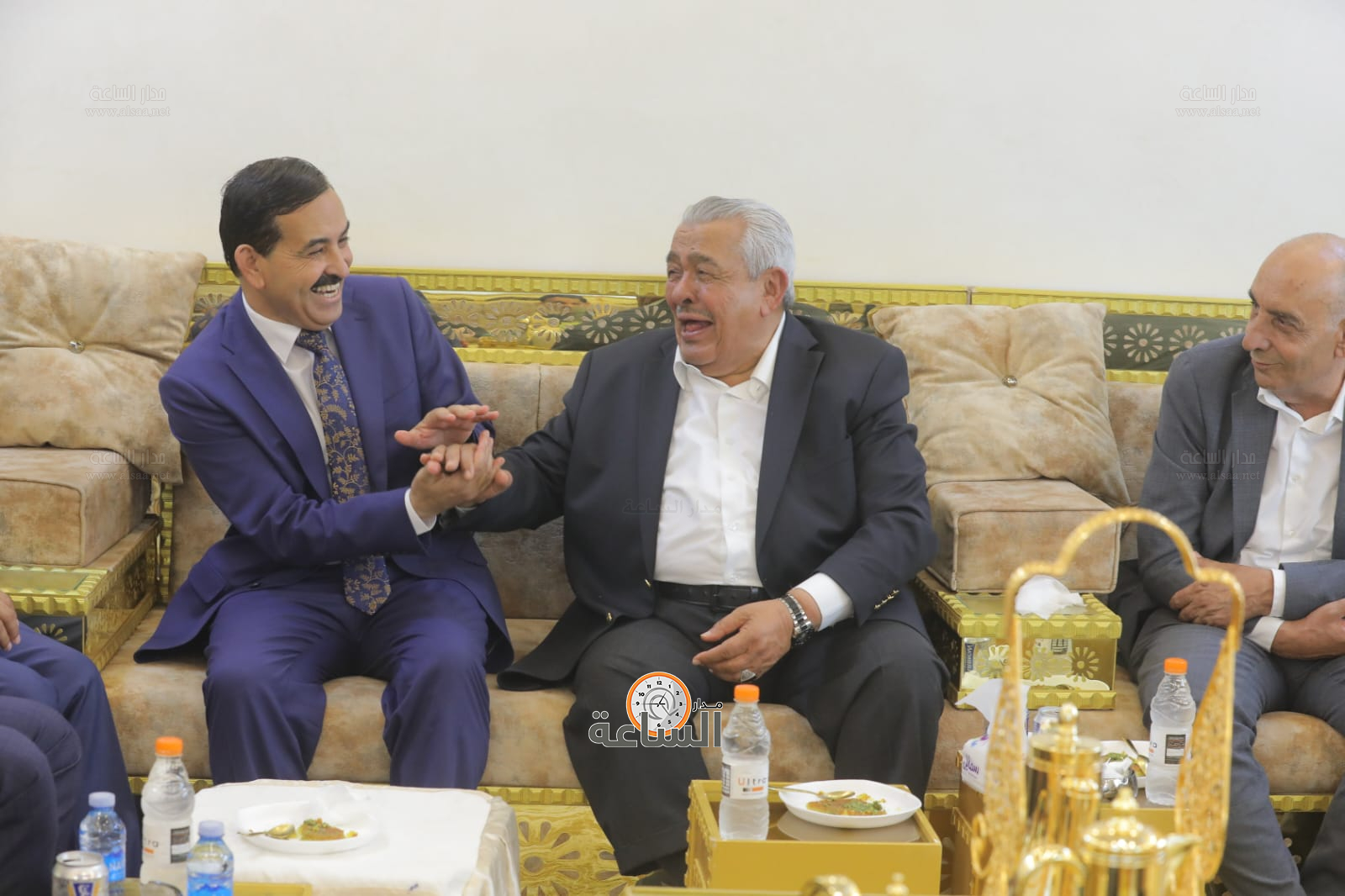 Madar Al-Saa Images 0.047223407488336644