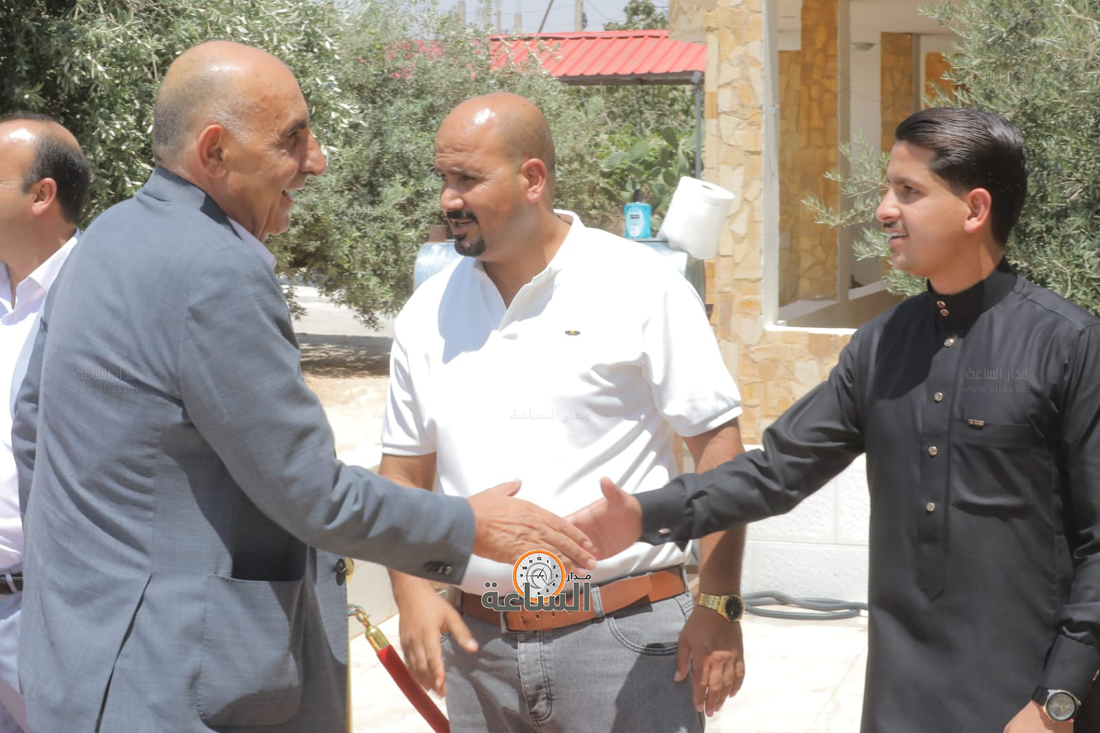 Madar Al-Saa Images 0.42021397360329804