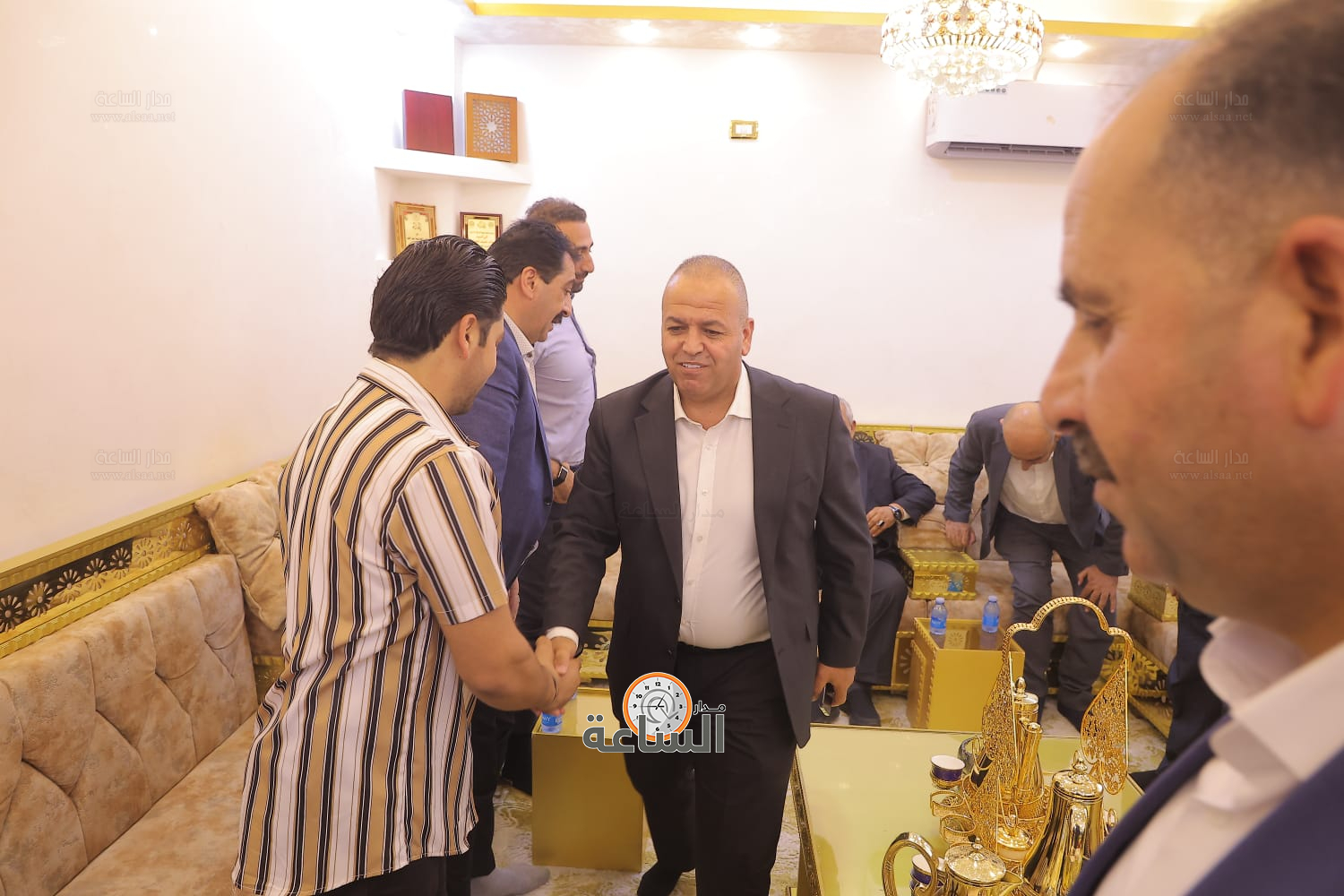 Madar Al-Saa Images 0.6414929747874599