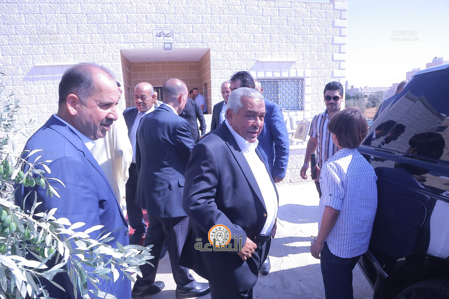 Madar Al-Saa Images 0.6255499494223725