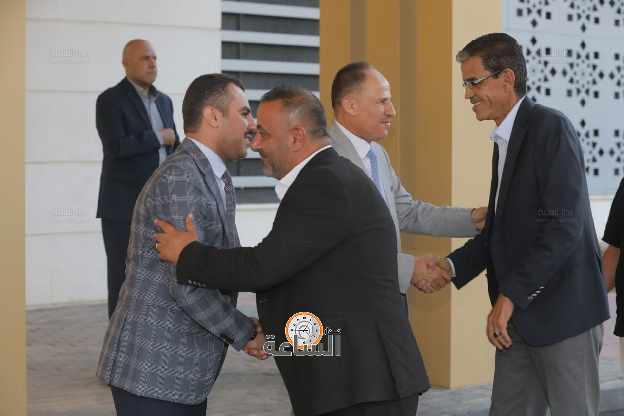 Madar Al-Saa Images 0.9587097671278774