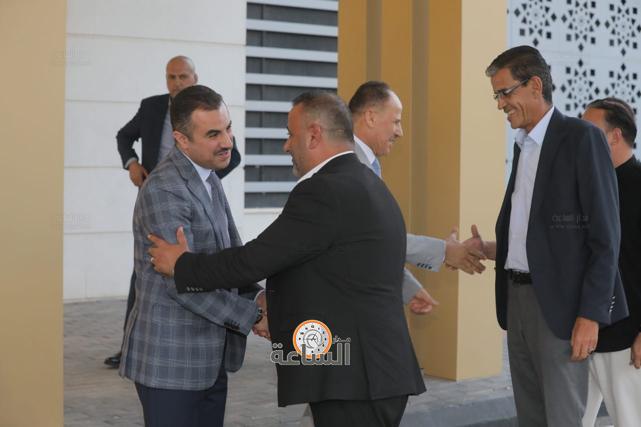 Madar Al-Saa Images 0.11954034923428292