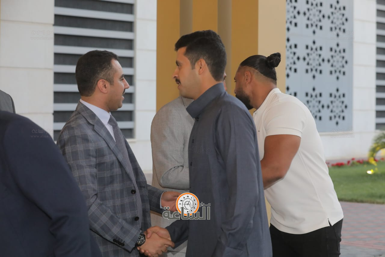 Madar Al-Saa Images 0.4316086093209497