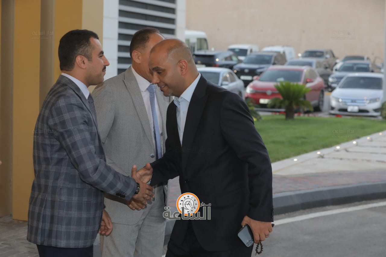 Madar Al-Saa Images 0.3226065332933947