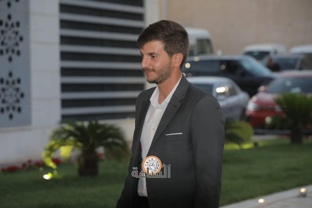 Madar Al-Saa Images 0.5280393839311898