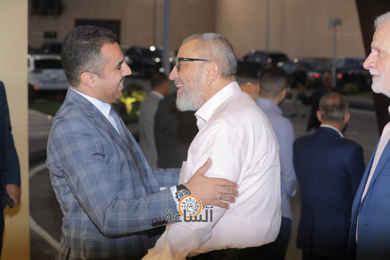 Madar Al-Saa Images 0.9954443103217487