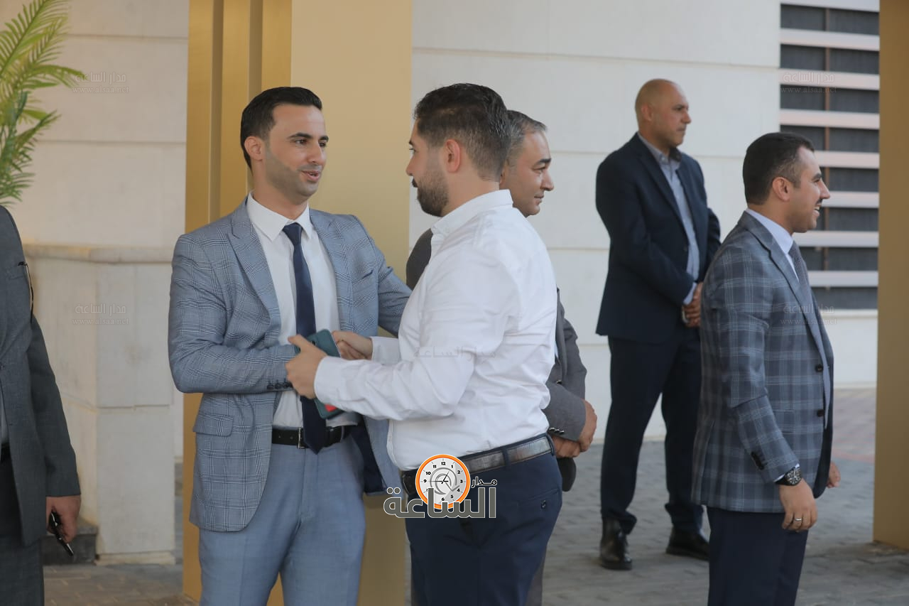 Madar Al-Saa Images 0.016770373735686683