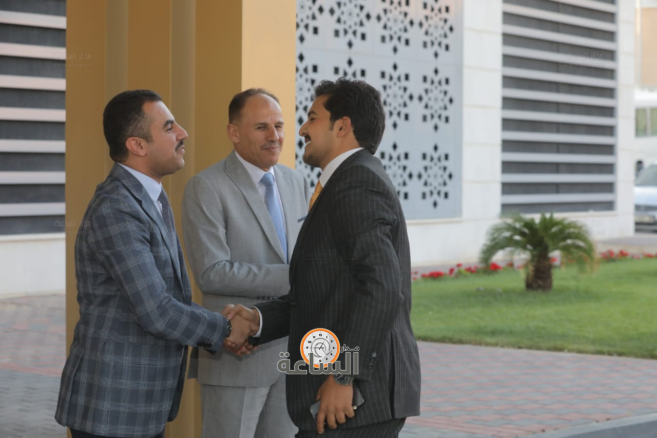 Madar Al-Saa Images 0.9015697286648636