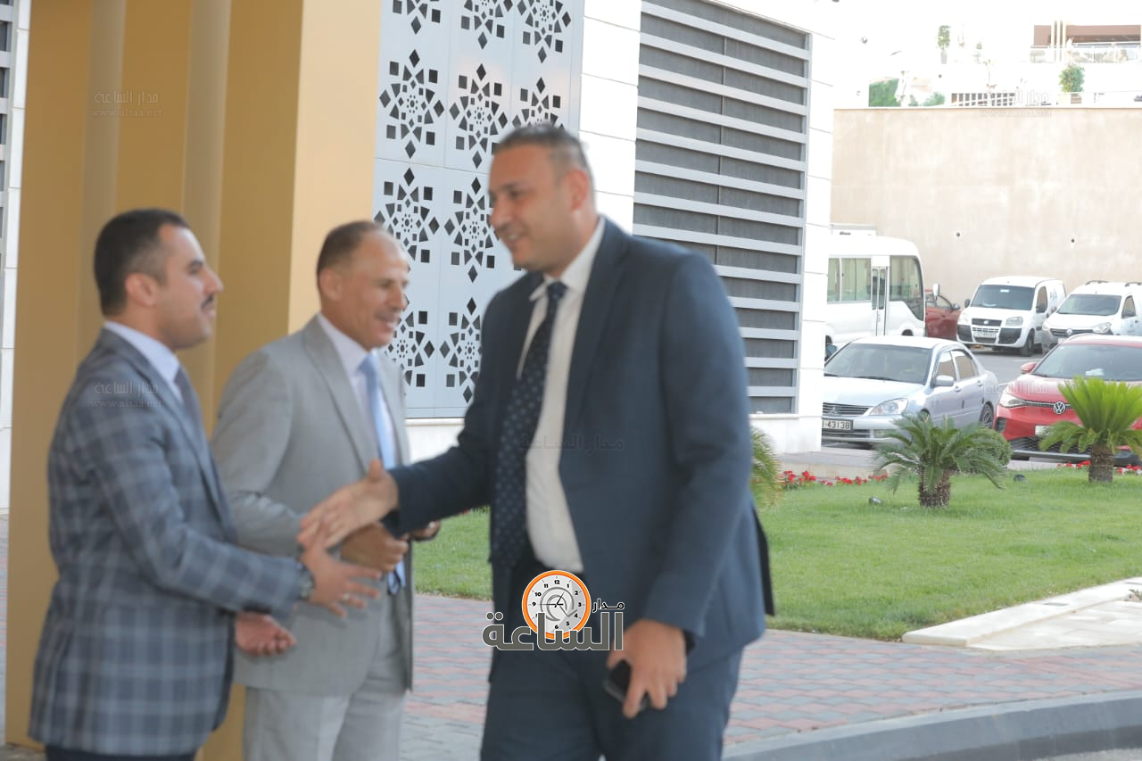 Madar Al-Saa Images 0.3698357075252683