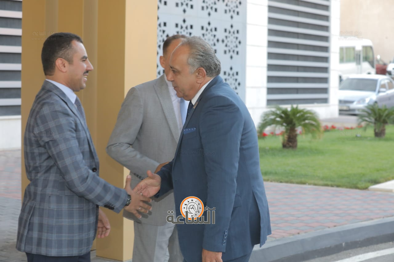 Madar Al-Saa Images 0.26182704631017295