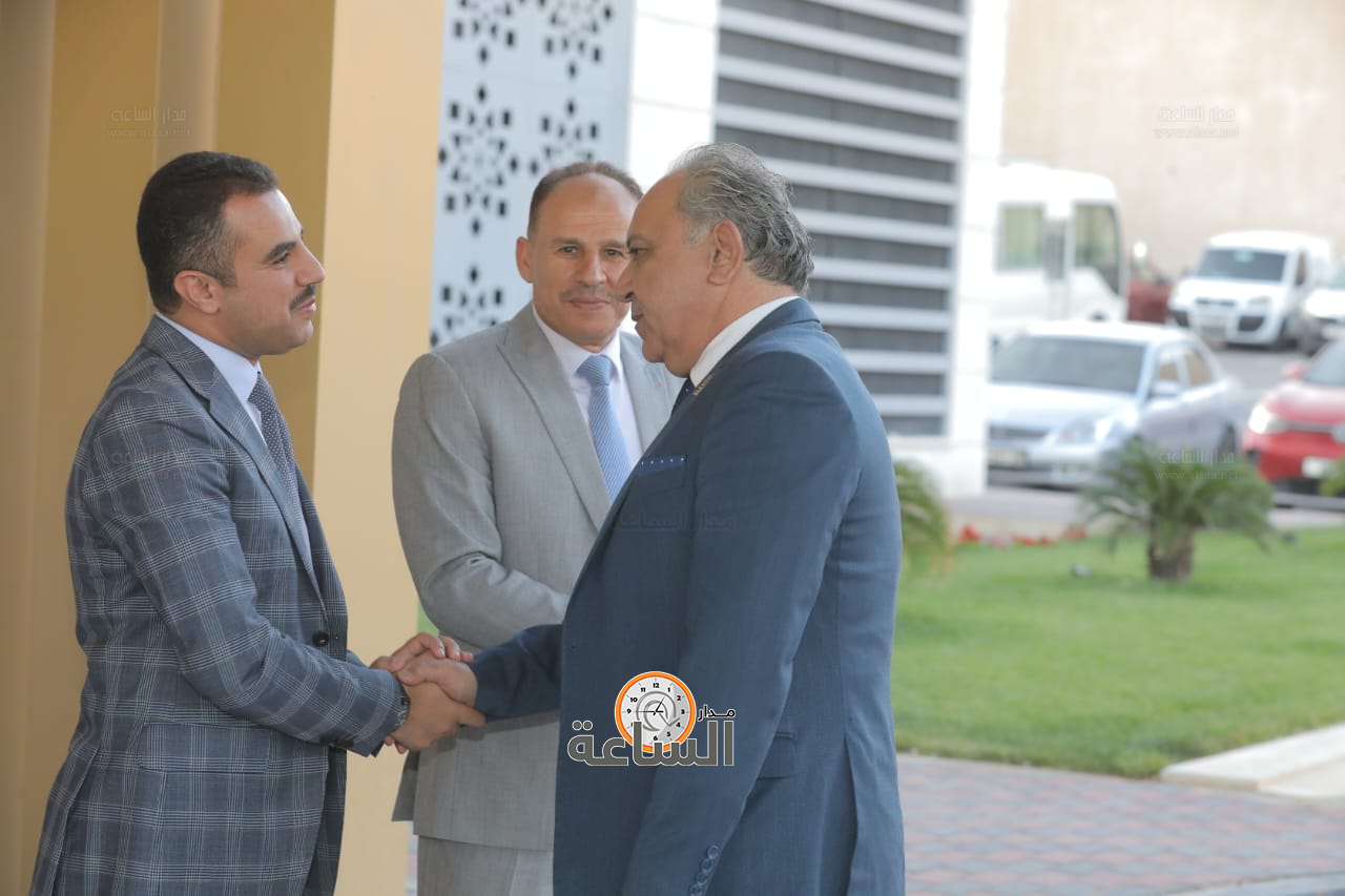 Madar Al-Saa Images 0.5693284425136168