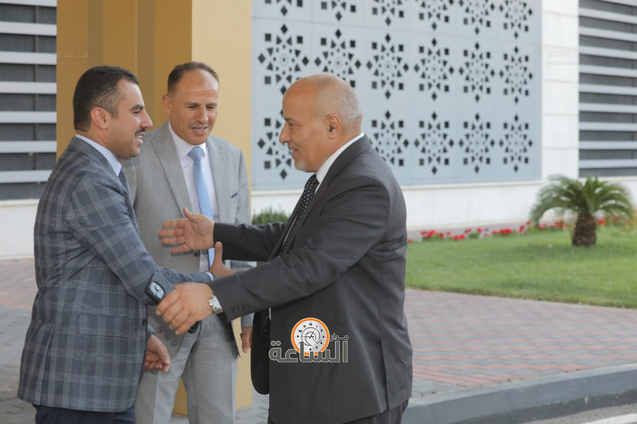 Madar Al-Saa Images 0.23772016617272274