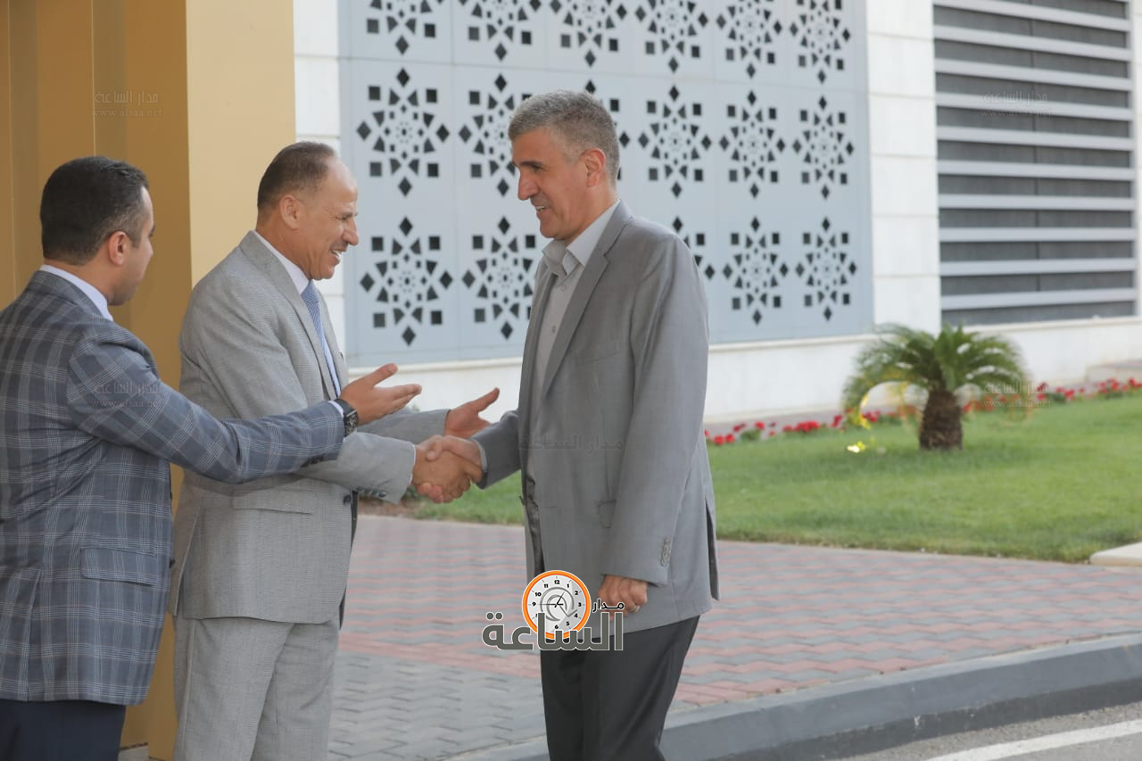 Madar Al-Saa Images 0.9097829121174913