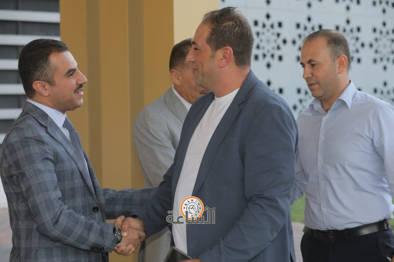 Madar Al-Saa Images 0.5050140075477635