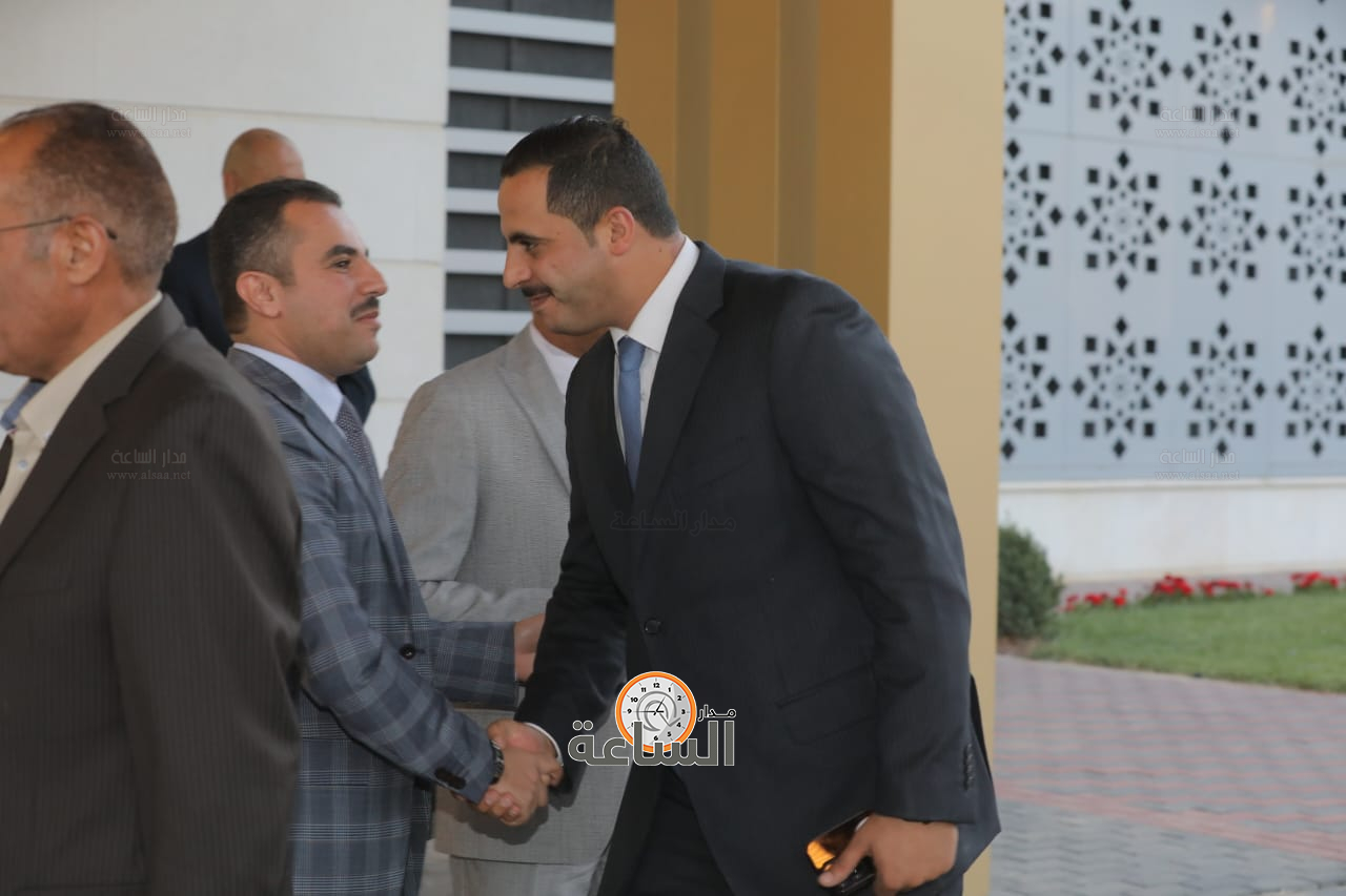 Madar Al-Saa Images 0.6617715939986334