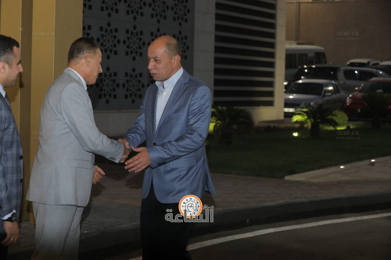 Madar Al-Saa Images 0.8210700122428729