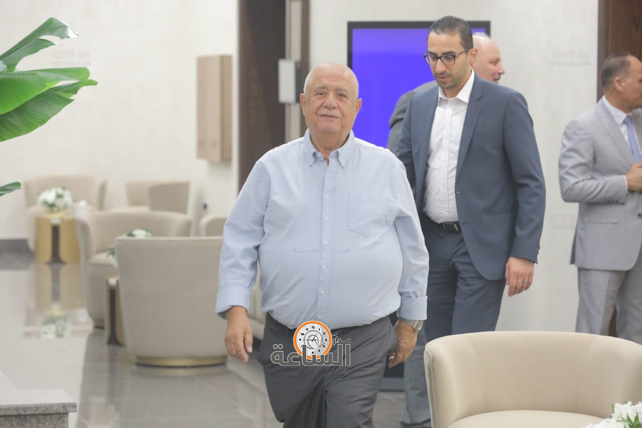 Madar Al-Saa Images 0.13403116731566178