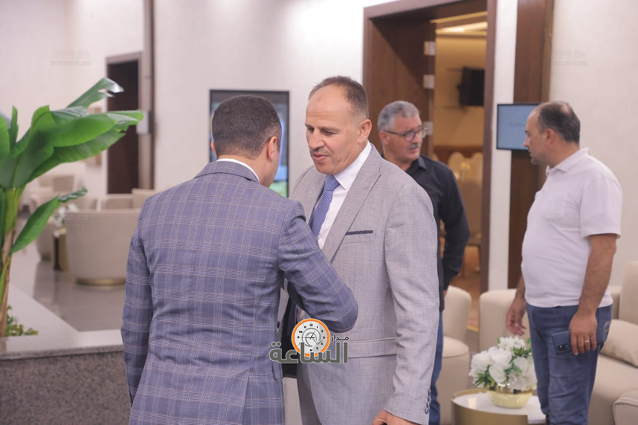 Madar Al-Saa Images 0.7260819346318914