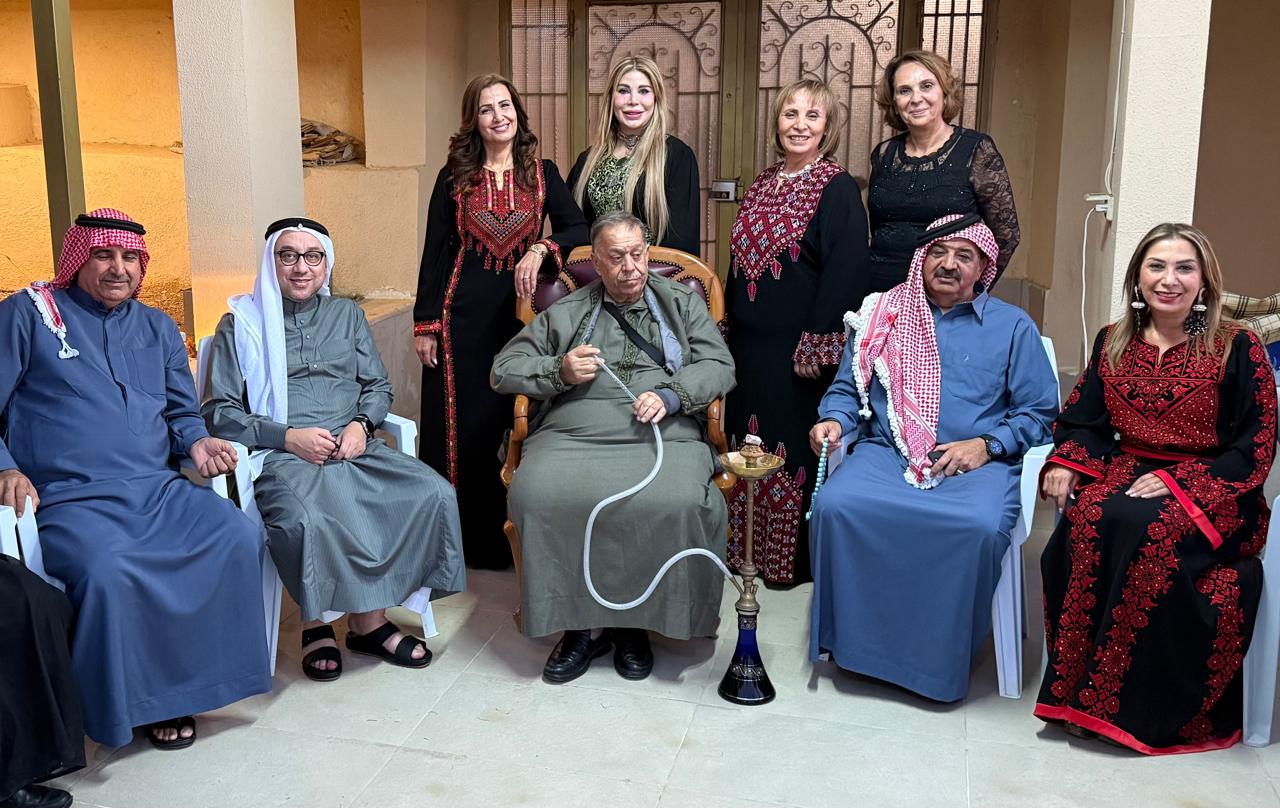 Madar Al-Saa Images 0.8985014094945246