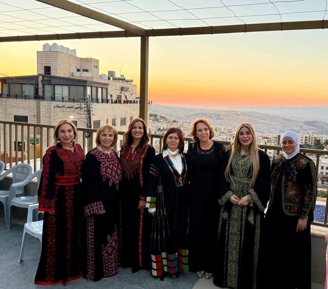 Madar Al-Saa Images 0.9301519845595818